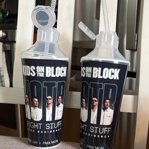 New Kids on the Block Black and White Tumbler Set